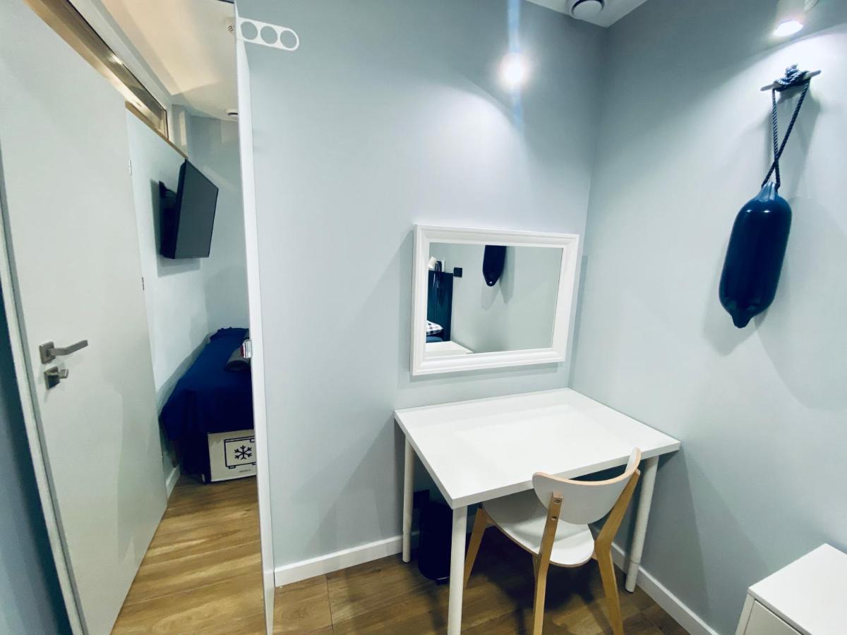 Thruster - Rooms, Kitchen, Chill-Out Zone-Netflix, Lobby-Netflix Гдыня Экстерьер фото